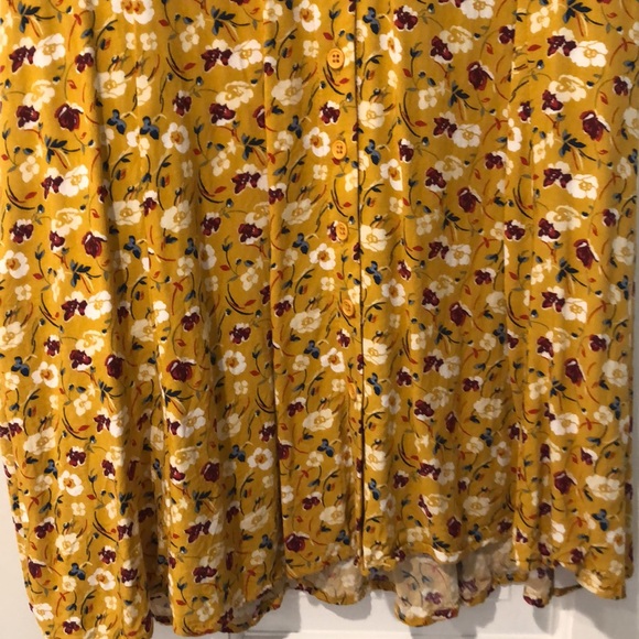 Golden floral dress - Picture 3 of 5